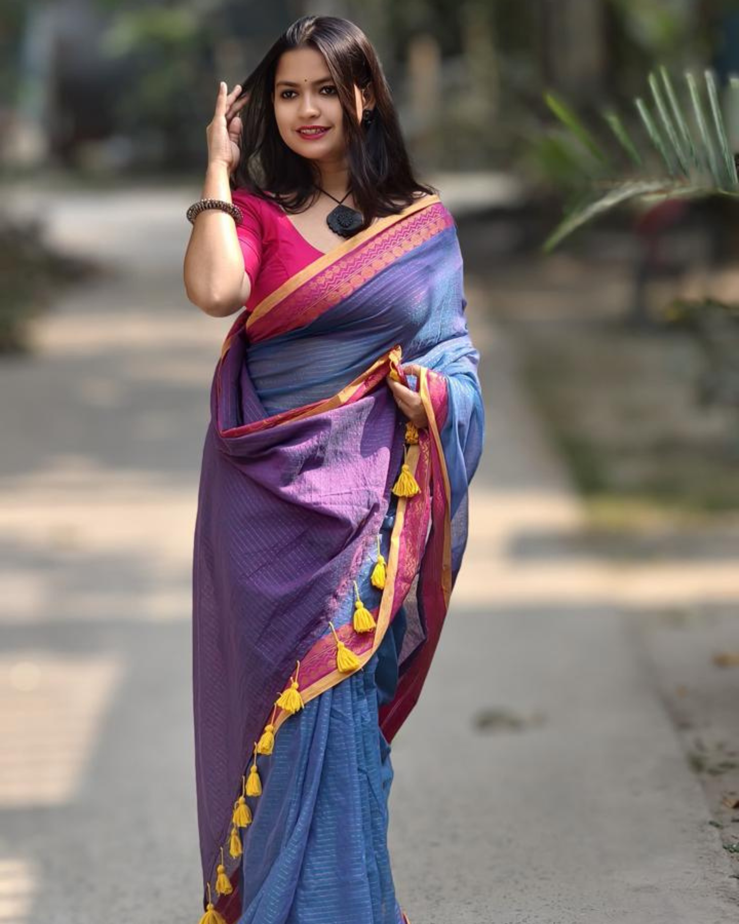 Neelam Mul Cotton Saree with Contrast Pink Border