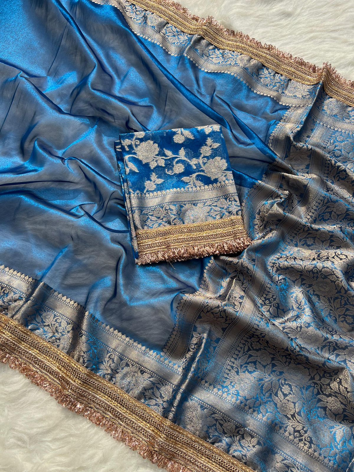 Gulab Border Banarasi Tissue Silk Saree