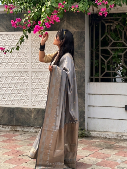 Chandrika Kashi Ghat Banarasi Silk Saree