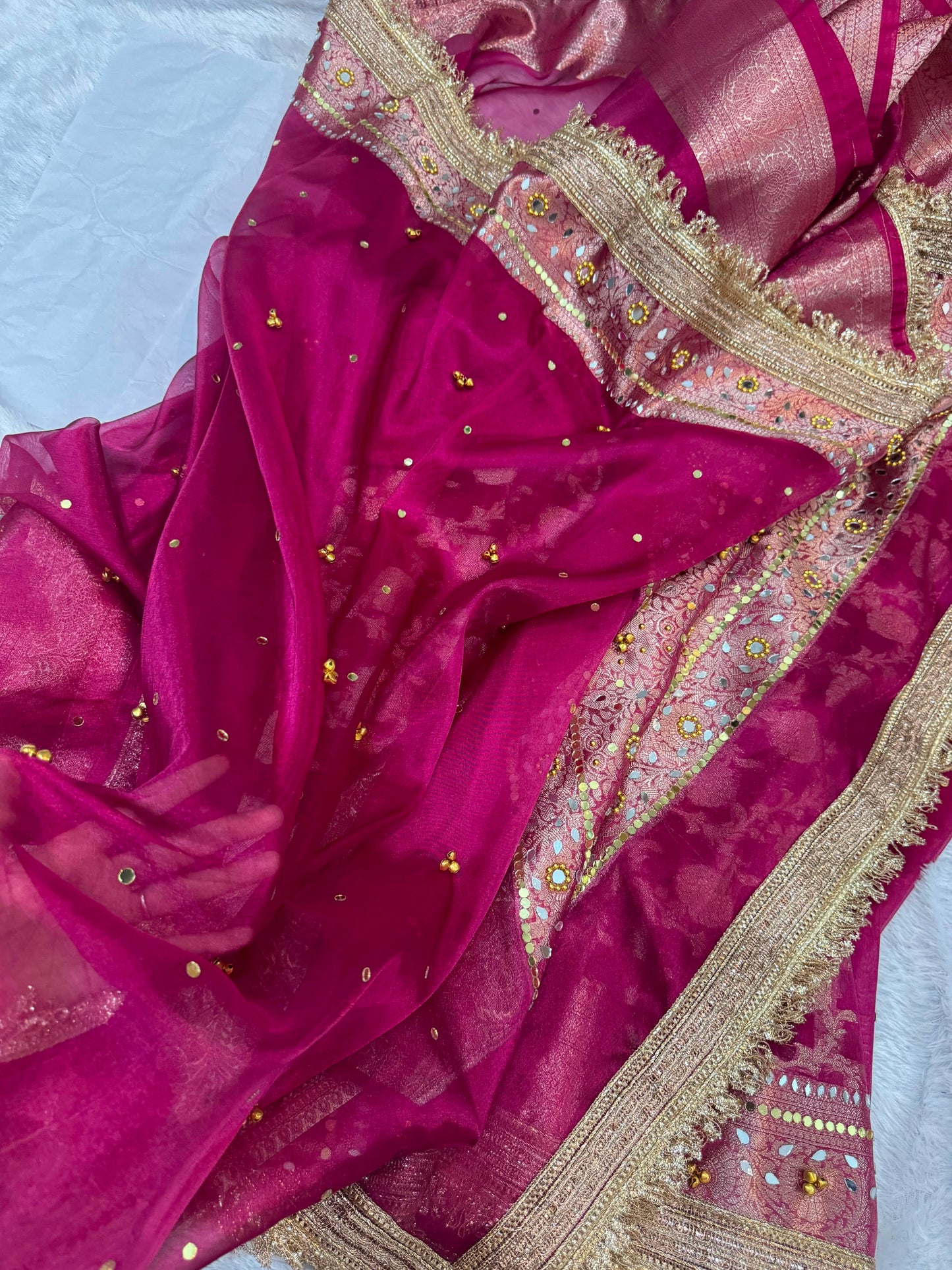 Viral Banarasi Soft Tissue Silk Ghunghroo Saree With Heavy Lace Attached
