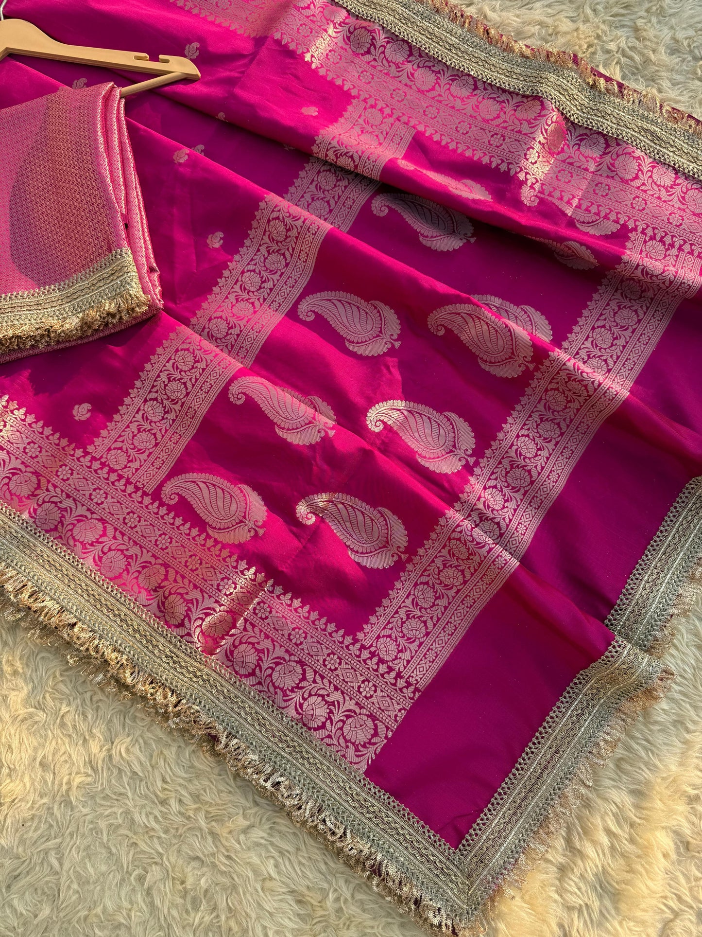Banarasi Katan Silk Khaddi Buti Saree