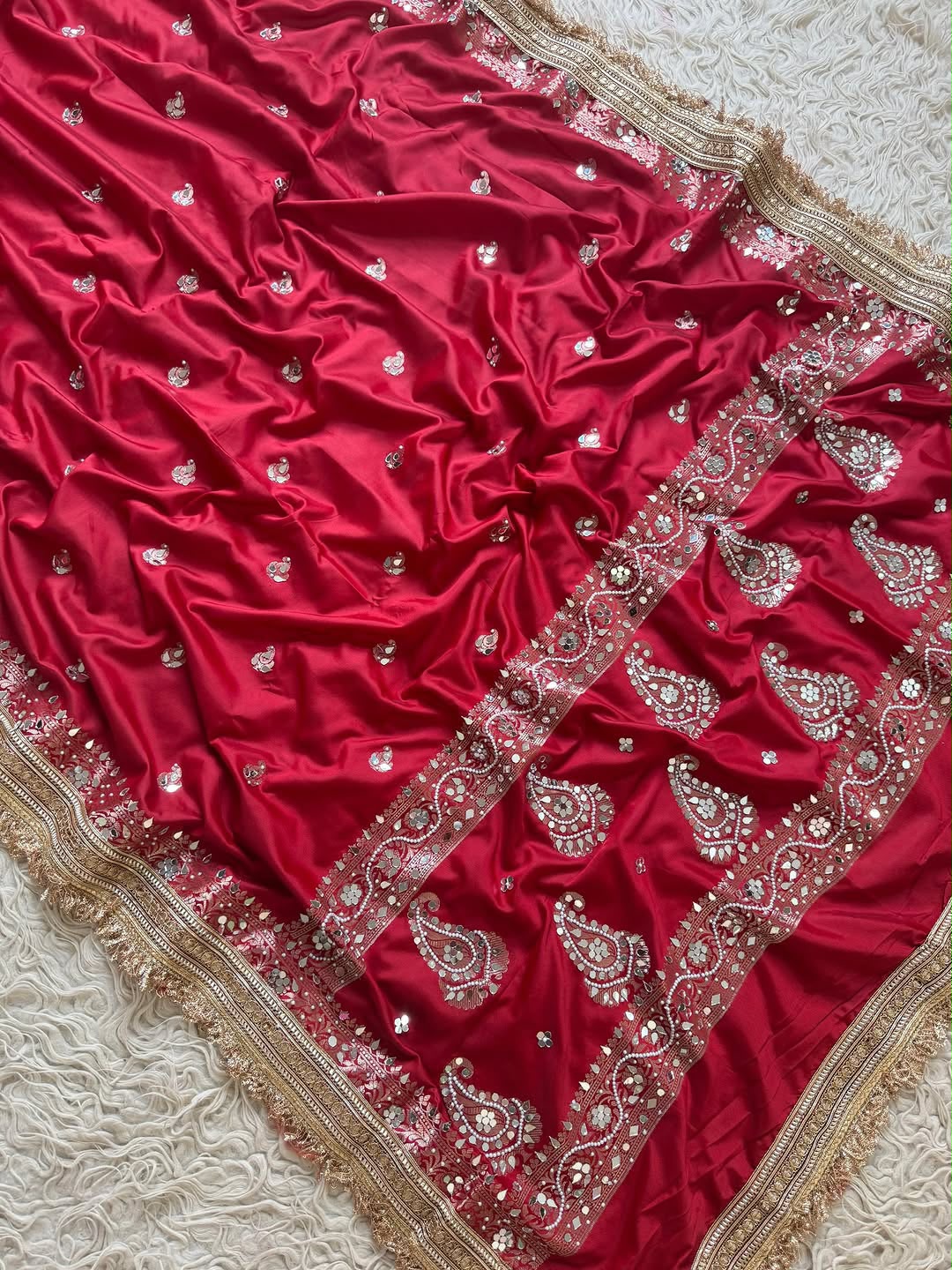 Sindoori Mirror Embellished Banarasi Katan Silk Saree