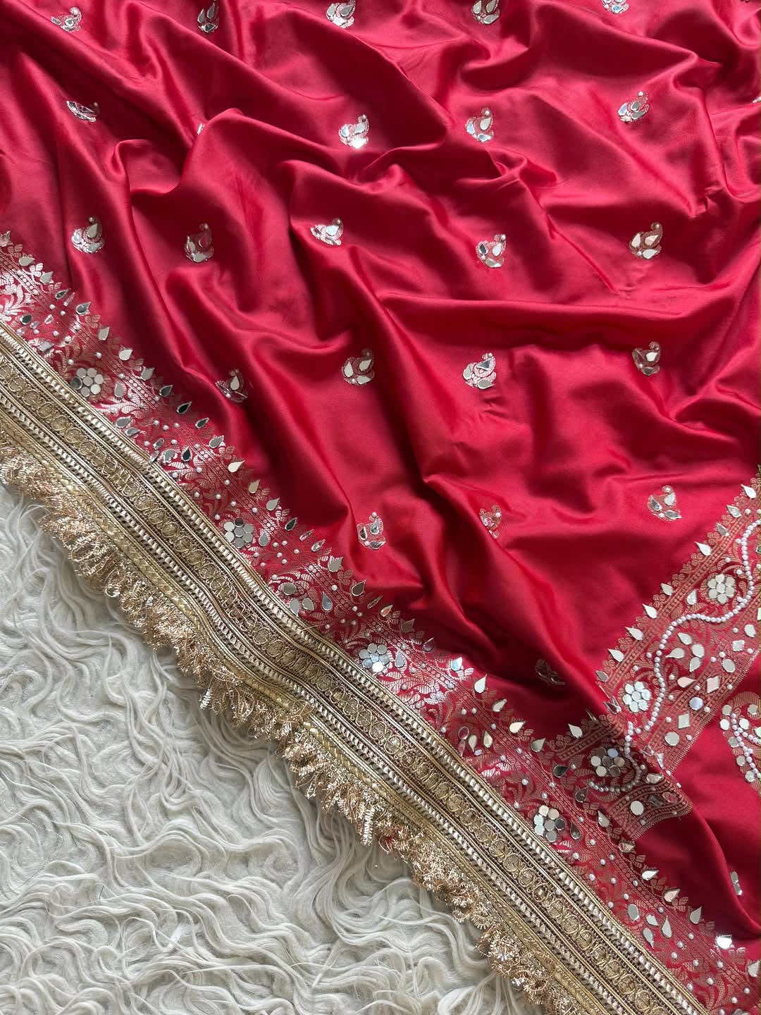 Sindoori Mirror Embellished Banarasi Katan Silk Saree