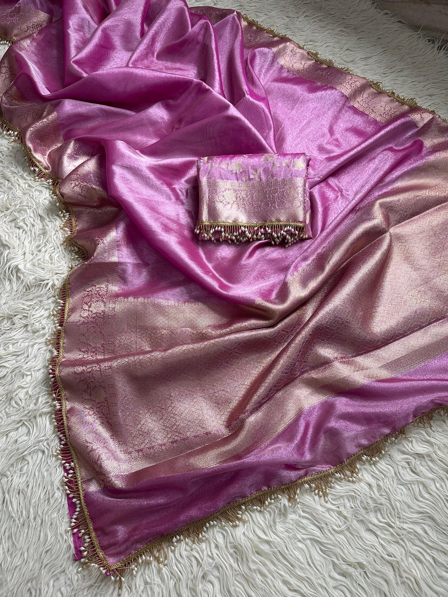 Katban Jhaalar Banarasi Tissue Silk Saree