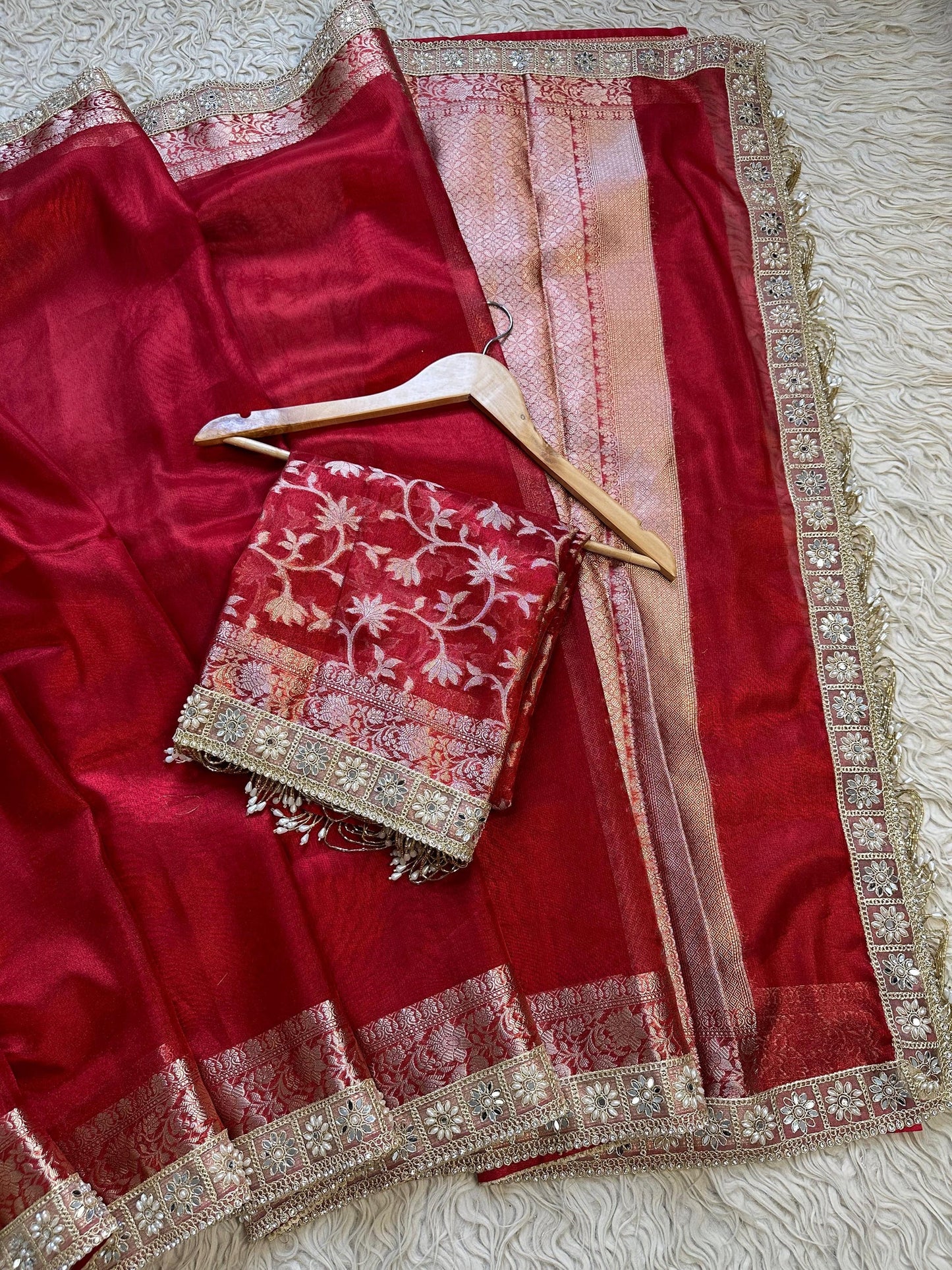 Sindoor Mahal Pearl Fringe Banarasi Tissue Saree