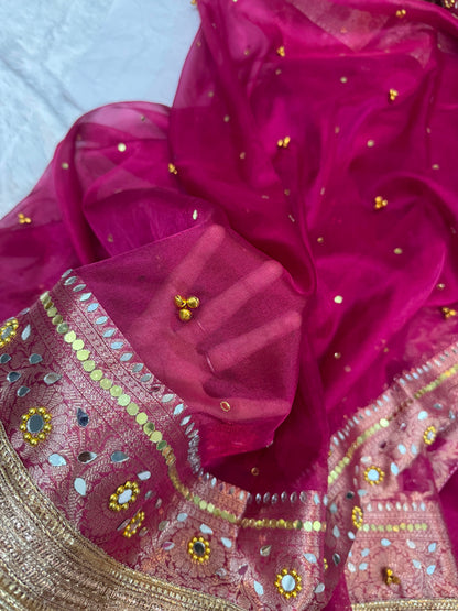 Viral Banarasi Soft Tissue Silk Ghunghroo Saree With Heavy Lace Attached