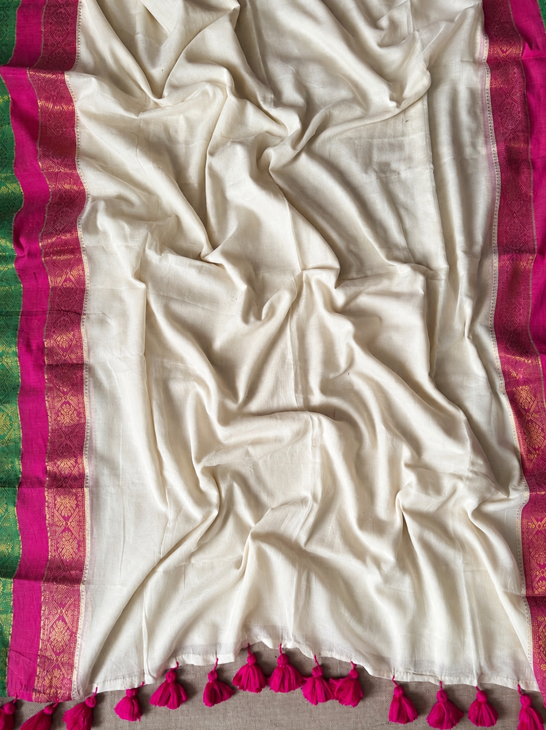 Kanchi Border White Mul Cotton Saree