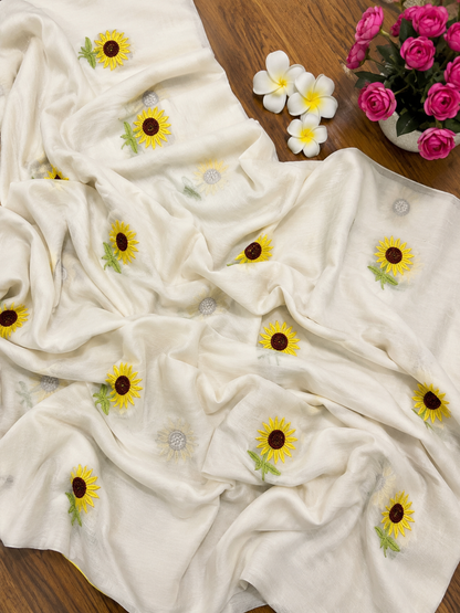 Surajmukhi Ivory Mul Cotton Saree