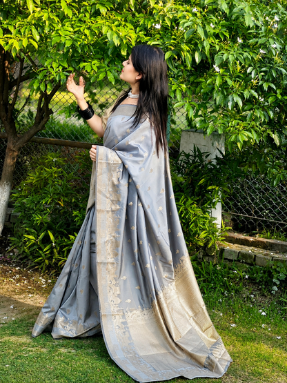 Chandrika Kashi Ghat Banarasi Silk Saree