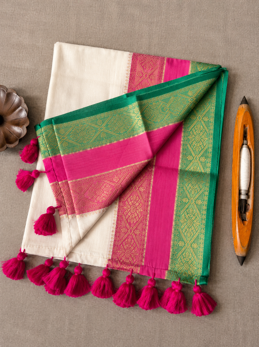 Kanchi Border White Mul Cotton Saree