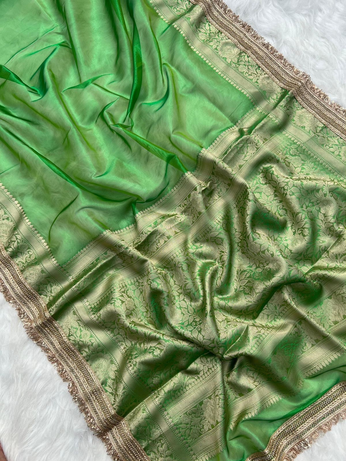 Gulab Border Banarasi Tissue Silk Saree